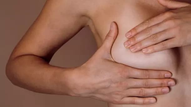 Les avantages du massage des seins pendant l'allaitement
