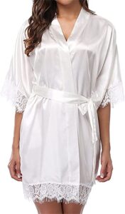 Chemise de nuit blanche romantique manche courte