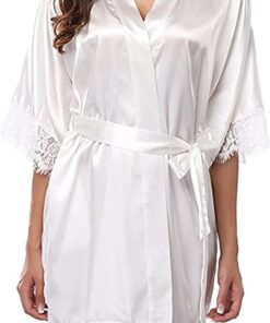 Chemise de nuit blanche romantique manche courte