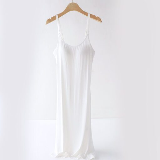 Chemise de nuit avec soutien-gorge intégré d'allaitement blanche