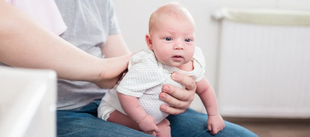 Comment faire roter bébé rapidement